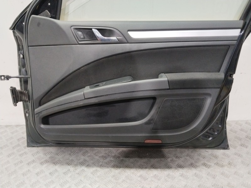 Recambio de puerta delantera derecha para skoda suberb (3t4) ambition referencia OEM IAM 3T0831056  AMARILLO