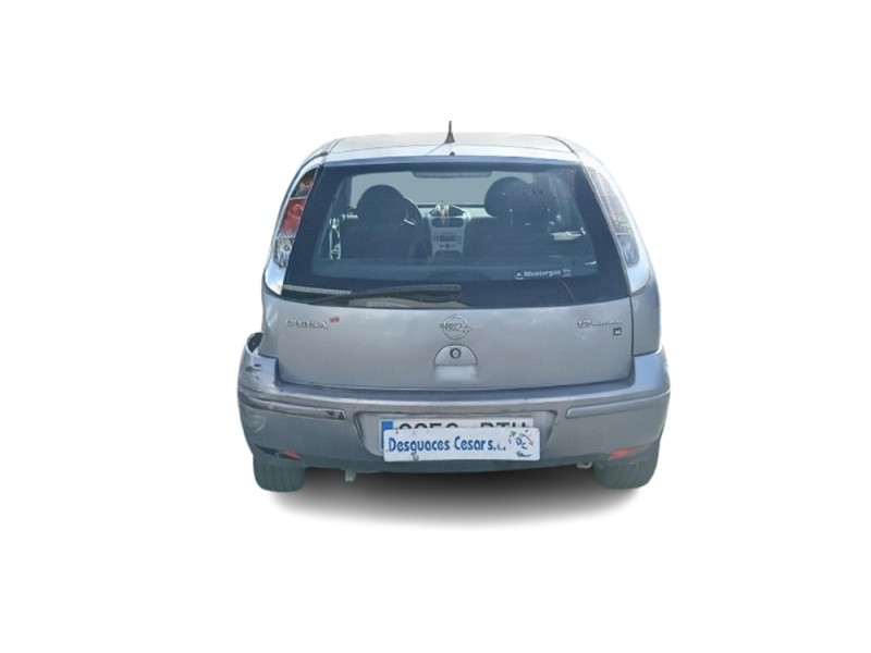 opel corsa c (x01) del año 2005