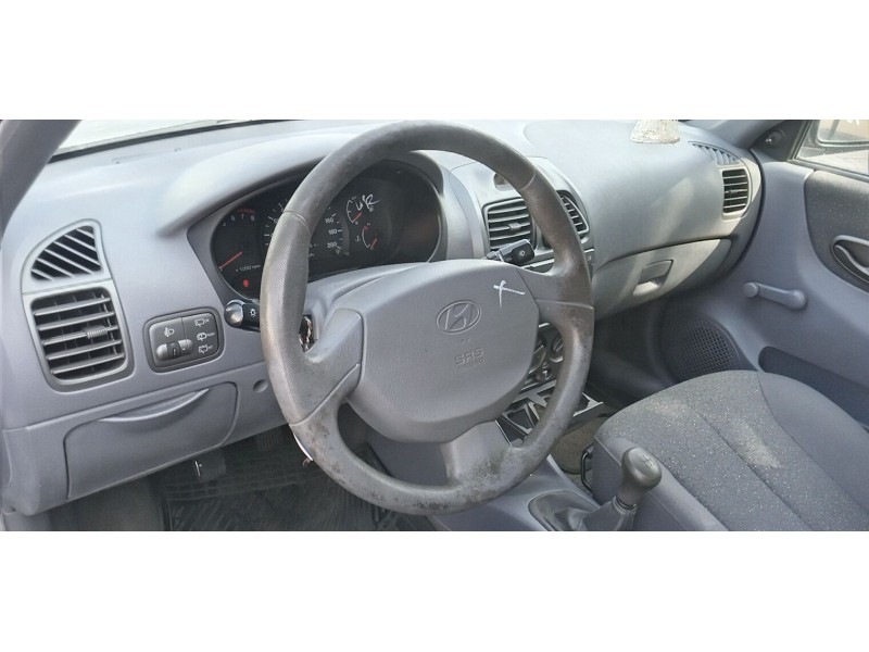 hyundai accent ii (lc) del año 2001