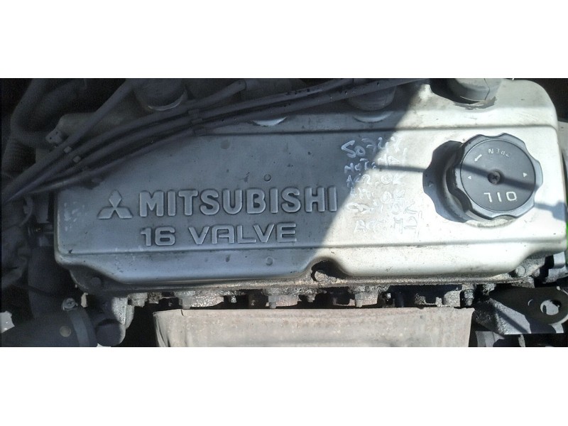 mitsubishi space runner monospace (n1_w, n2_w) del año 2002