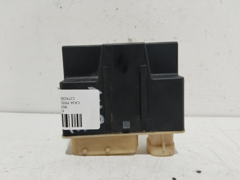 Recambio de caja precalentamiento para citroën c3 pluriel 1.4 hdi cool referencia OEM IAM 9652021180  