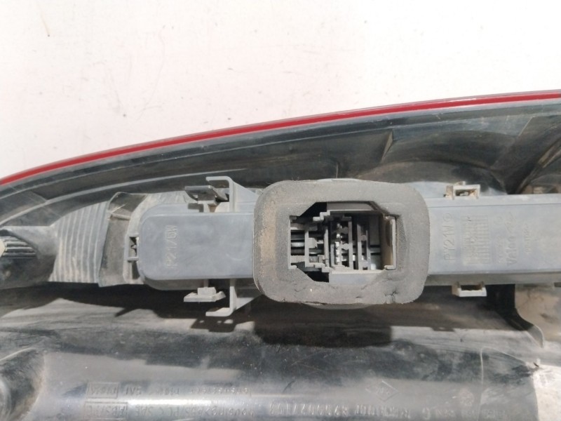 Recambio de piloto trasero izquierdo para renault espace iv (jk0) dynamique referencia OEM IAM 8200027153   Recambio de piloto trasero izquierdo para renault espace iv (jk0) dynamique referencia OEM IAM 8200027153