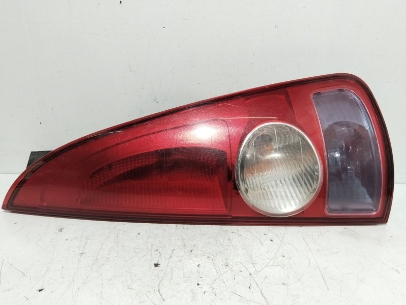 Recambio de piloto trasero derecho para renault espace iv (jk0) dynamique referencia OEM IAM 8200027152  