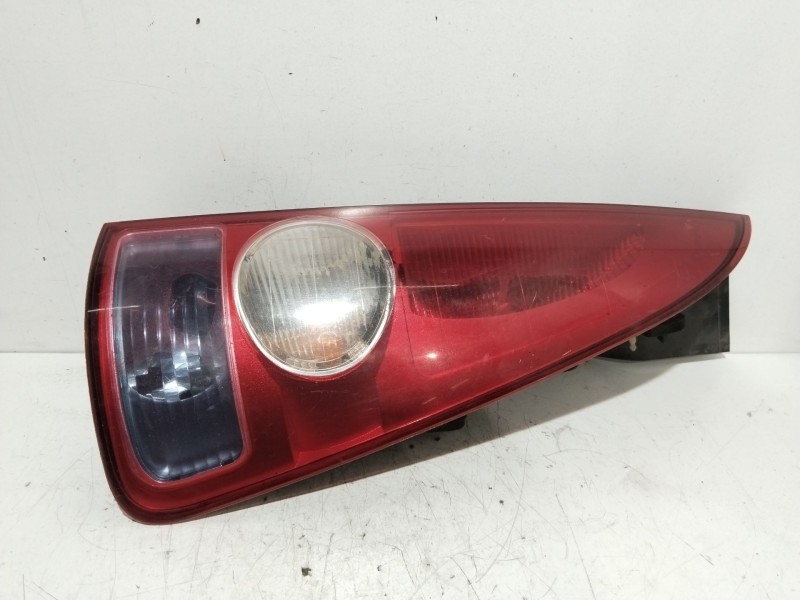 Recambio de piloto trasero derecho para renault espace iv (jk0) dynamique referencia OEM IAM 8200027152  