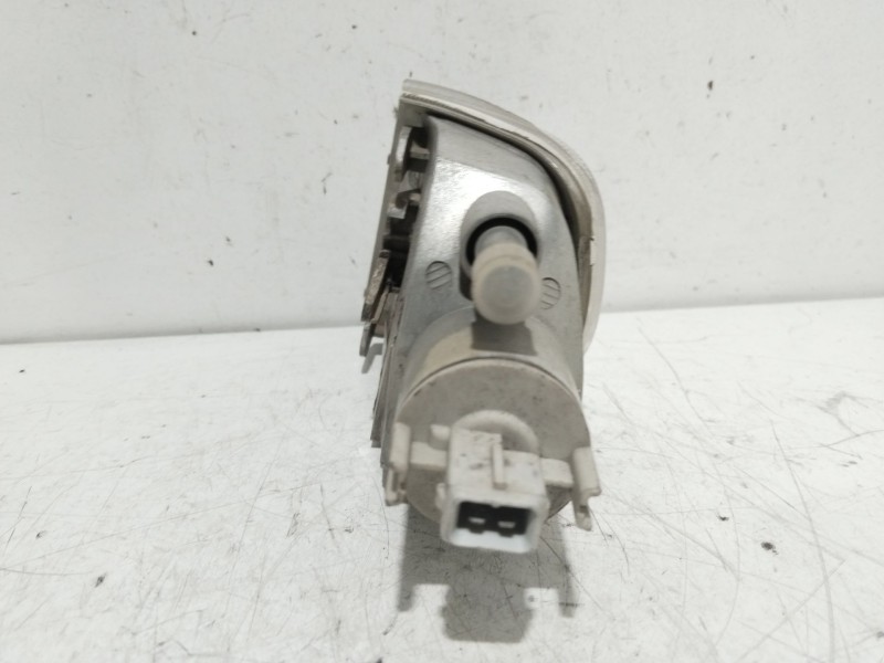 Recambio de piloto delantero derecho para citroën saxo 1.4 sx referencia OEM IAM   