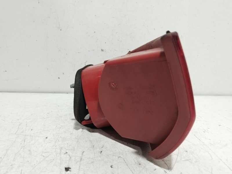 Recambio de piloto trasero izquierdo para alfa romeo 147 (190) 1.9 jtd distinctive referencia OEM IAM 46556349  