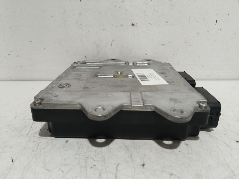 Recambio de centralita motor ecu para mazda 3 berlina (bk) mps referencia OEM IAM L35H18881C  E6T56875H2