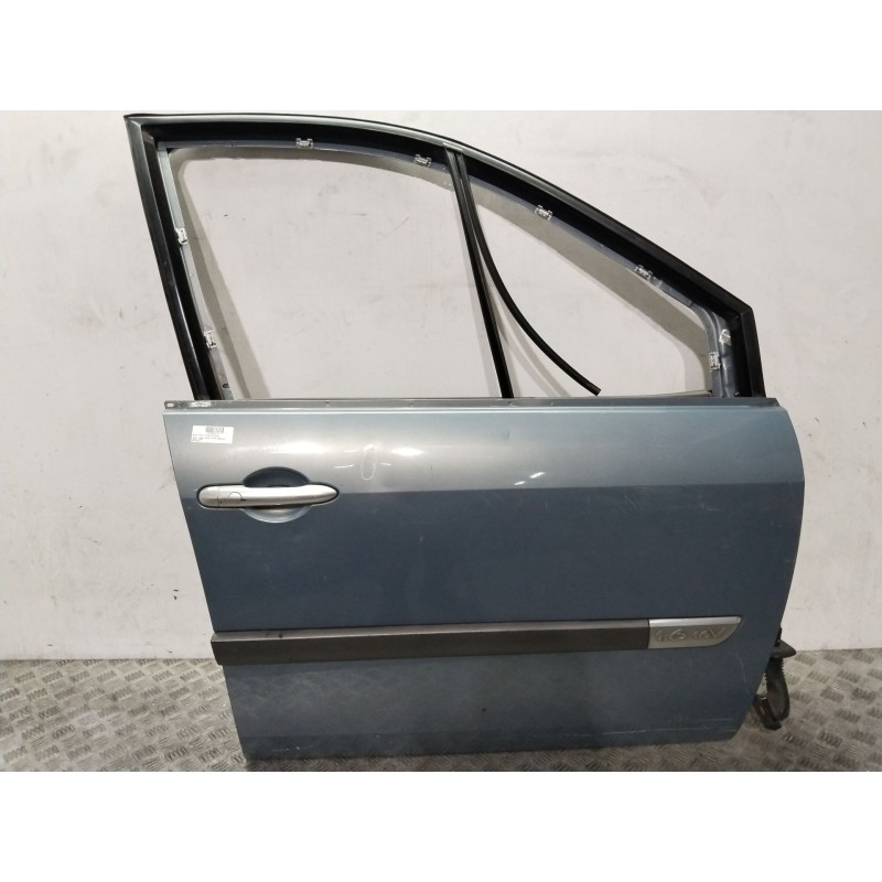 Recambio de puerta delantera derecha para renault scenic ii confort authentique referencia OEM IAM  AZUL 