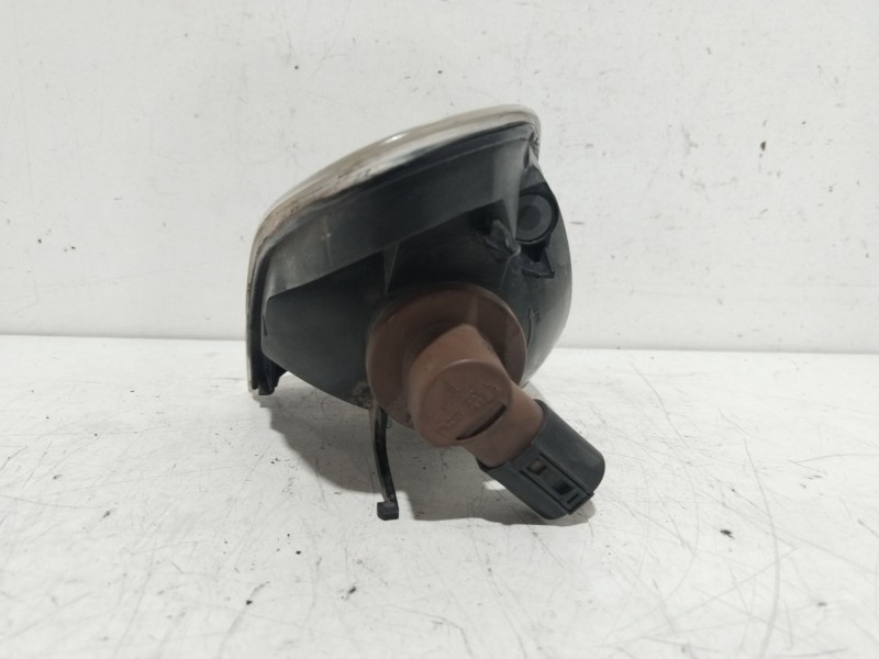 Recambio de piloto delantero derecho para bmw serie 3 berlina (e46) 320d referencia OEM IAM 63137165848  