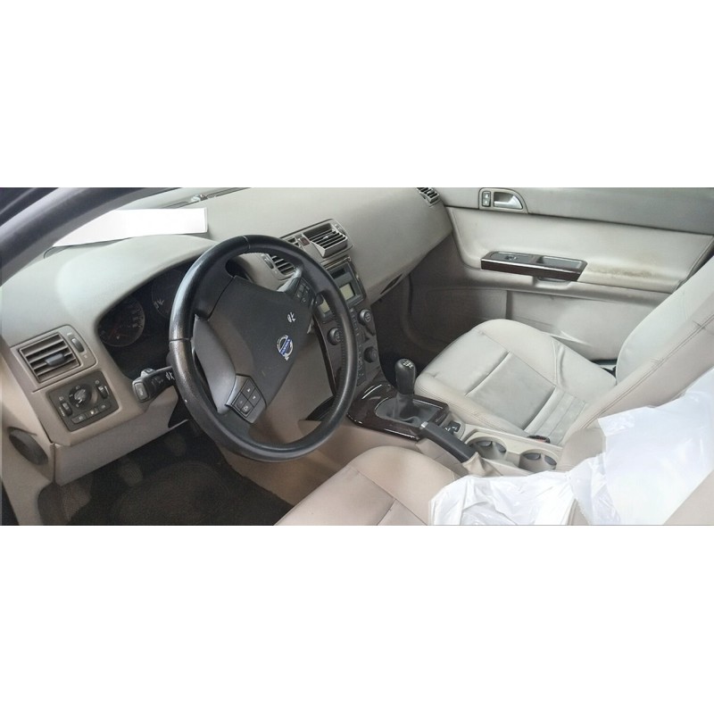 VOLVO S40 BERLINA - imagen 2