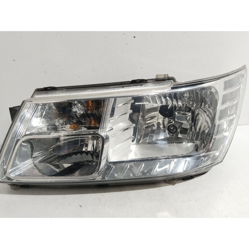 Recambio de faro izquierdo para dodge journey 2.0 crd referencia OEM IAM 05067789AA  1763016