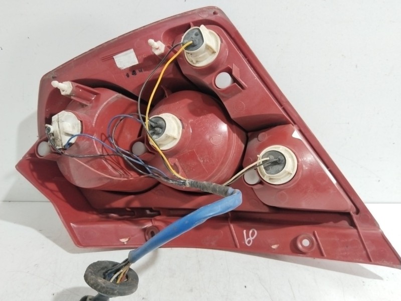 Recambio de piloto trasero izquierdo para chevrolet aveo / kalos hatchback (t200) 1.2 referencia OEM IAM 96540268  