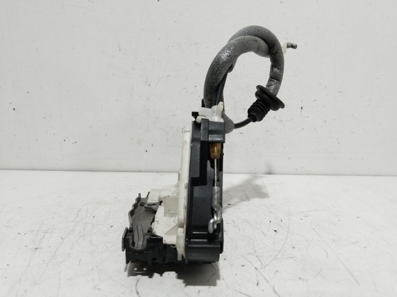 Recambio de cerradura puerta delantera derecha para skoda rapid active referencia OEM IAM 16J5E1837016A  