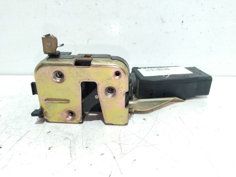 Recambio de cerradura puerta trasera derecha para mitsubishi space star monospace (dg_a) 1.6 16v (dg3a) referencia OEM IAM MR911