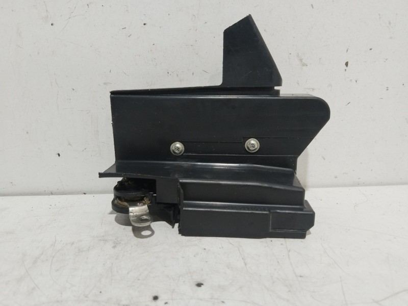 Recambio de cerradura puerta trasera izquierda para dacia sandero ambiance referencia OEM IAM 825034213R  