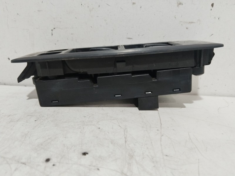 Recambio de mando elevalunas delantero izquierdo para nissan primera hatchback (p12) 1.9 dci referencia OEM IAM 25401AV640   Recambio de mando elevalunas delantero izquierdo para nissan primera hatchback (p12) 1.9 dci referencia OEM IAM 25401AV640