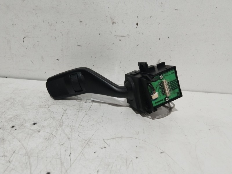 Recambio de mando limpia para ford mondeo ber. (ca2) ghia referencia OEM IAM 6G9T17A553AE  