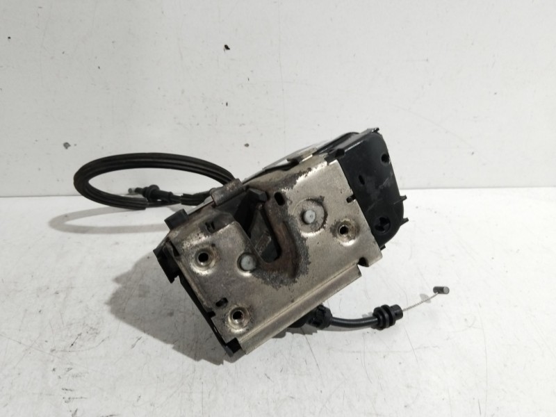 Recambio de cerradura puerta trasera derecha para citroën c3 1.4 hdi cool referencia OEM IAM 46977980  