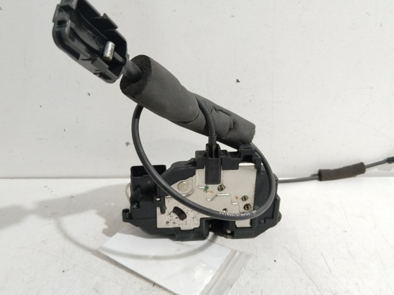 Recambio de cerradura puerta trasera derecha para renault scenic iii dynamique referencia OEM IAM 825020004R  790991