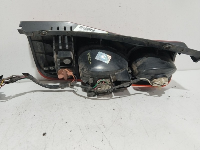 Recambio de piloto trasero izquierdo para hyundai matrix (fc) 1.5 crdi vgt referencia OEM IAM 92401170  