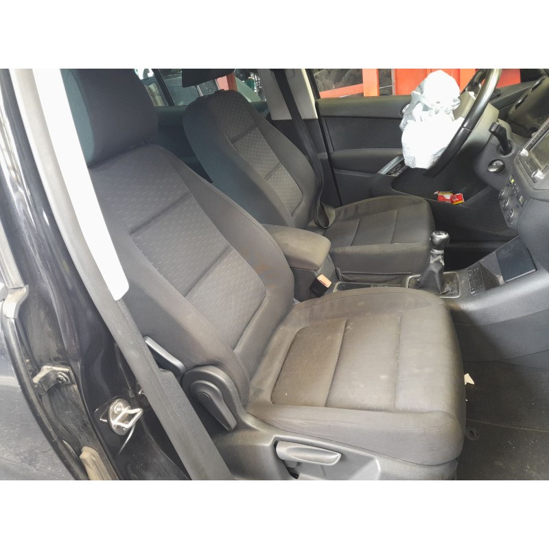 VOLKSWAGEN TIGUAN (5N_) - imagen 6