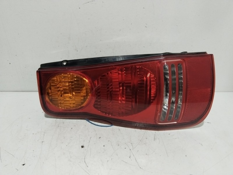 Recambio de piloto trasero izquierdo para hyundai matrix (fc) 1.5 crdi vgt referencia OEM IAM 92401170  