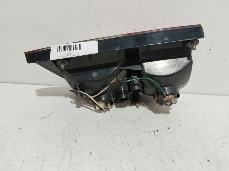 Recambio de piloto porton trasero derecho para ssangyong kyron 200 xdi limited referencia OEM IAM 8360409101  1539092