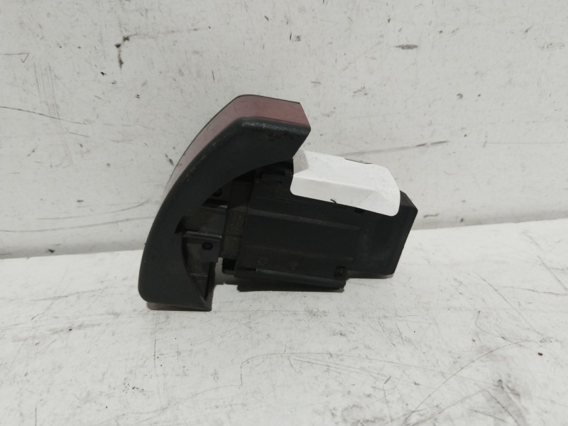 Recambio de warning para opel astra g berlina club referencia OEM IAM 13539900  