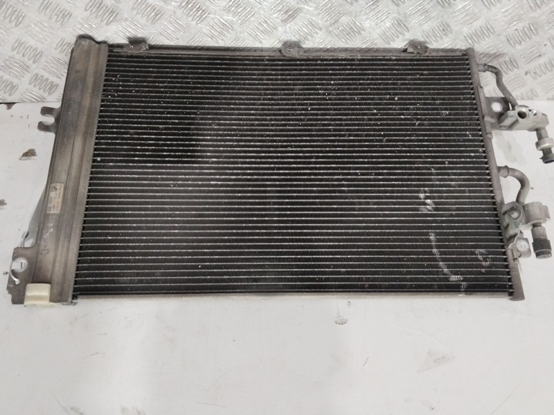 Recambio de condensador / radiador aire acondicionado para opel astra h berlina elegance referencia OEM IAM 13129192  