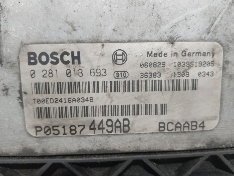 Recambio de centralita motor uce para dodge caliber s referencia OEM IAM 5187449AC  0281013693