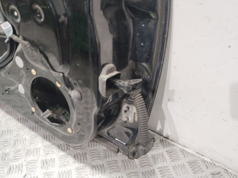 Recambio de puerta delantera izquierda para bmw r50 , r53 cooper referencia OEM IAM  NEGRO 