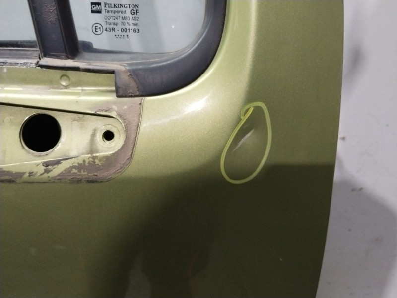 Recambio de puerta delantera derecha para opel agila básico referencia OEM IAM  VERDE 