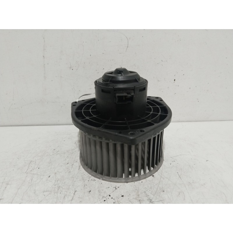 Recambio de motor calefaccion para ssangyong rodius i 2.7 xdi referencia OEM IAM 40510400  244835