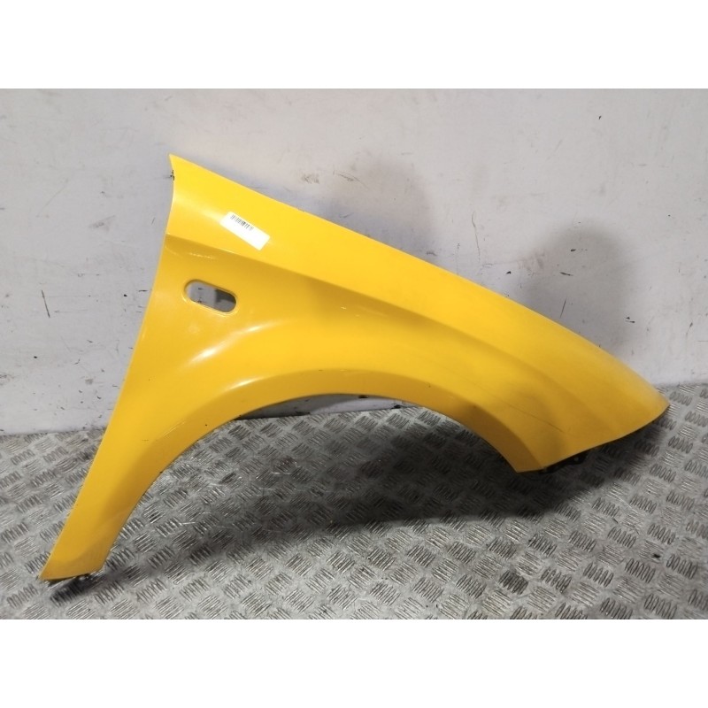 Recambio de aleta delantera derecha para seat leon (1p1) 1.6 tdi referencia OEM IAM 1P0821022A  AMARILLO