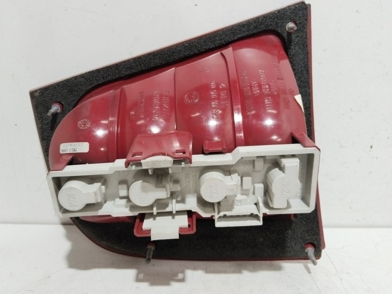 Recambio de piloto trasero derecho para skoda octavia berlina (1u2) tour referencia OEM IAM 1U6945112C   Recambio de piloto trasero derecho para skoda octavia berlina (1u2) tour referencia OEM IAM 1U6945112C