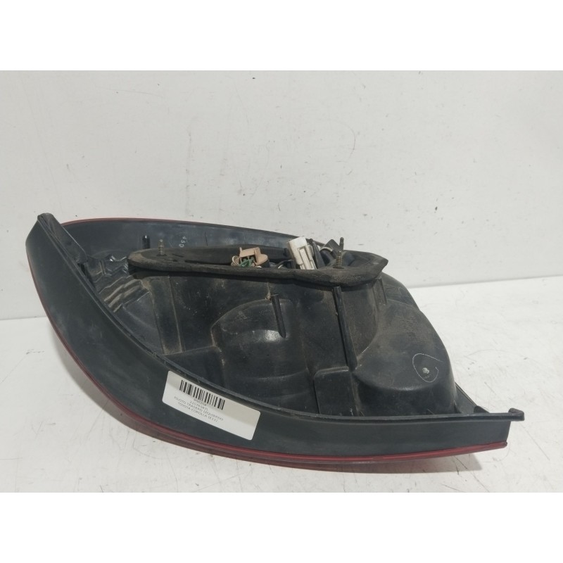 Recambio de piloto trasero izquierdo para toyota corolla (e11) 1.6 linea luna (5-ptas.) referencia OEM IAM 22076587L  