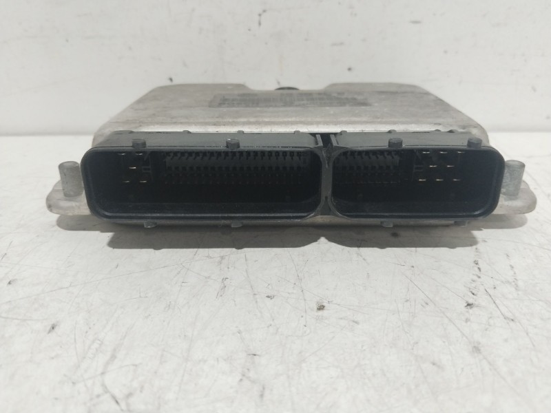 Recambio de centralita motor uce para seat ibiza iii (6l1) 1.4 tdi referencia OEM IAM 0281012321  