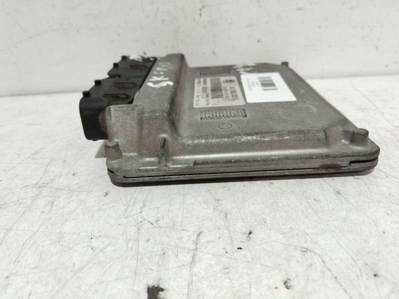 Recambio de centralita motor uce para skoda fabia i (6y2) 1.4 referencia OEM IAM 047906033K  