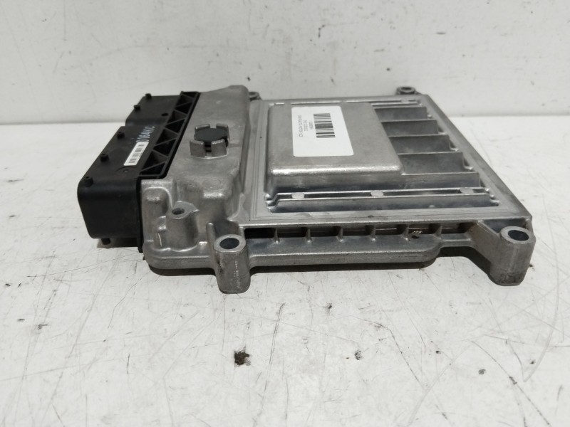 Recambio de centralita motor uce para hyundai i30 (fd) 1.4 referencia OEM IAM 391122B102  