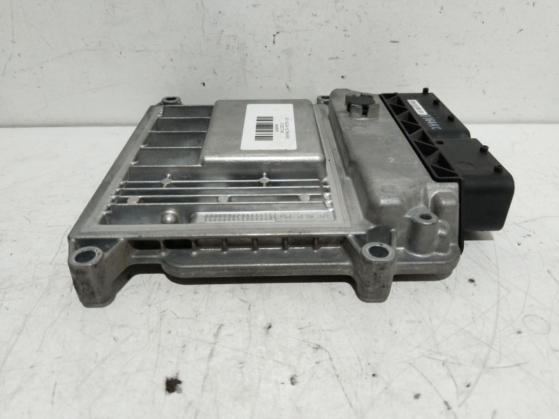 Recambio de centralita motor uce para hyundai i30 (fd) 1.4 referencia OEM IAM 391122B102  