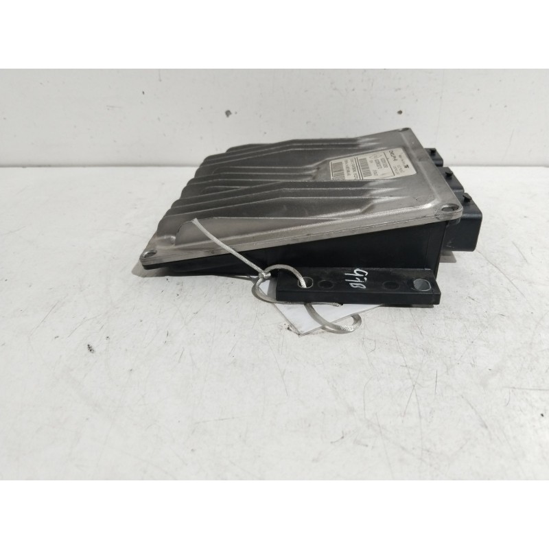 Recambio de centralita motor uce para dacia logan mcv (ks_) 1.5 dci (ks0k) referencia OEM IAM 8200513058  6288914