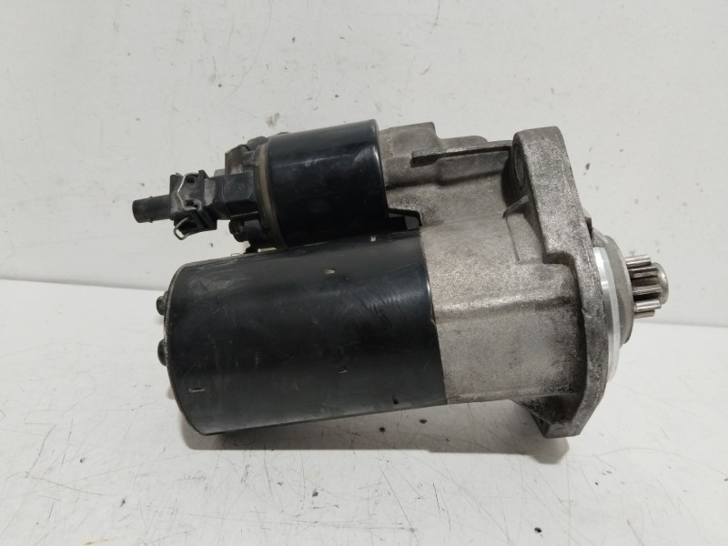 Recambio de motor arranque para seat leon (1m1) 1.6 16 v referencia OEM IAM 020911023FX  
