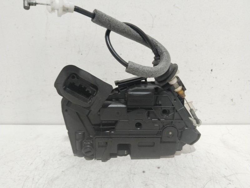 Recambio de cerradura puerta trasera izquierda para skoda octavia berlina (1z3) collection referencia OEM IAM 05E5E0839015A  