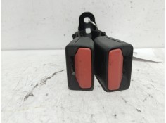 Recambio de enganche cinturon trasero central para peugeot 208 allure referencia OEM IAM 6188682  1013969 2
