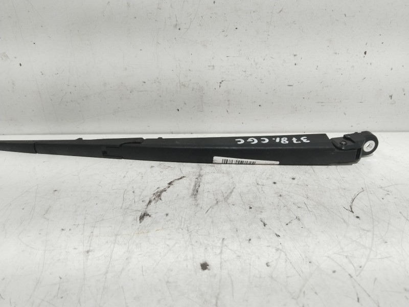 Recambio de brazo limpia trasero para volvo c30 (533) 2.0 d referencia OEM IAM   