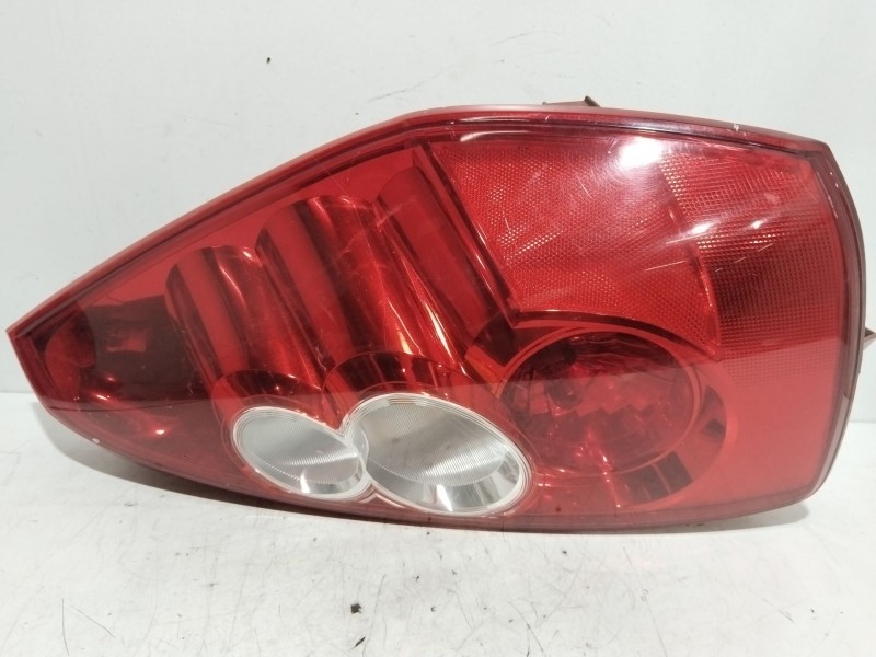 Recambio de piloto trasero derecho para mazda 5 (cr) 2.0 cd (cr19) referencia OEM IAM C23551150  