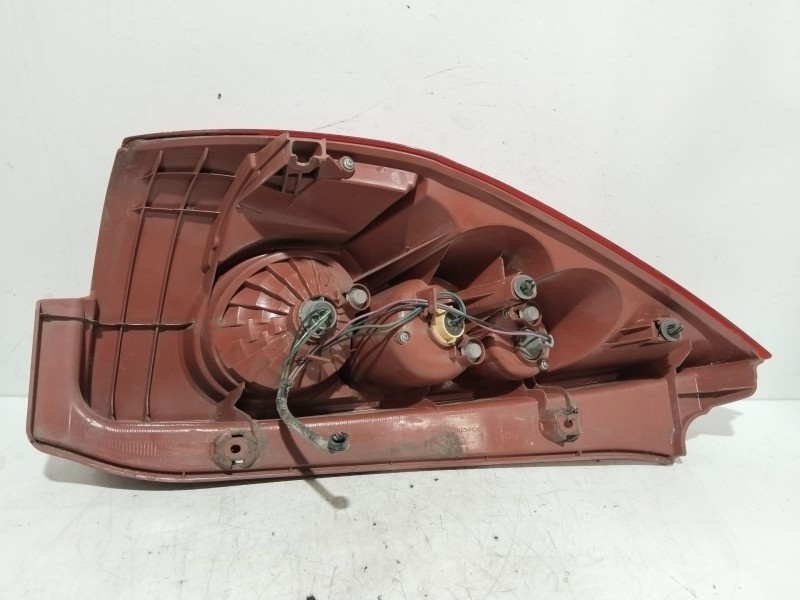 Recambio de piloto trasero derecho para mazda 5 (cr) 2.0 cd (cr19) referencia OEM IAM C23551150  