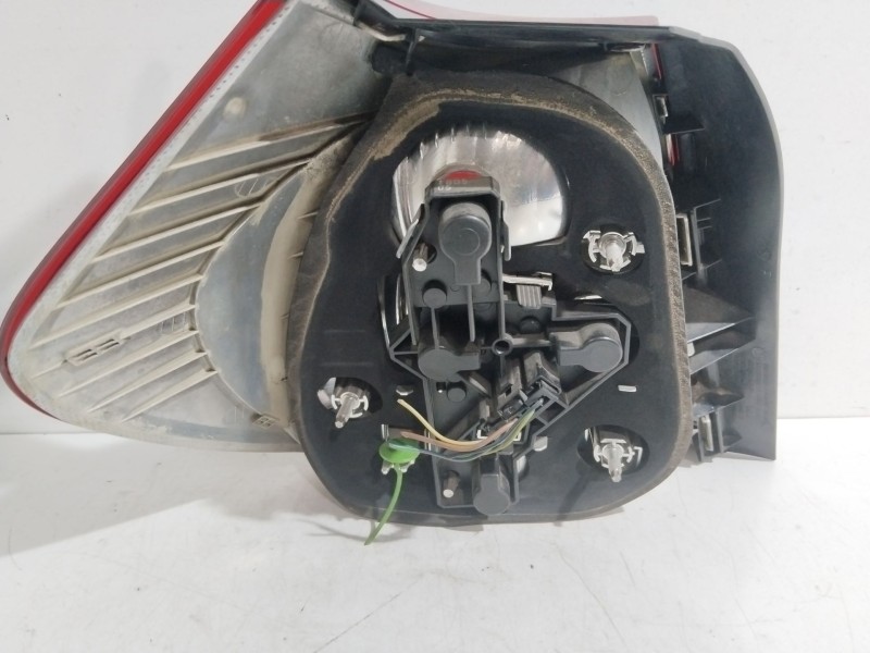 Recambio de piloto trasero derecho para bmw 1 (e87) 118 d referencia OEM IAM 3018380000  