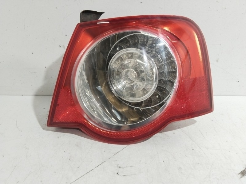 Recambio de piloto trasero derecho para volkswagen passat b6 (3c2) 2.0 tdi 16v referencia OEM IAM 3C5945096H  