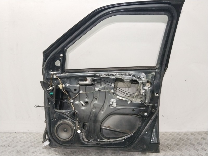 Recambio de puerta delantera derecha para suzuki swift azg (nz) glx referencia OEM IAM 6800162J00  NEGRO